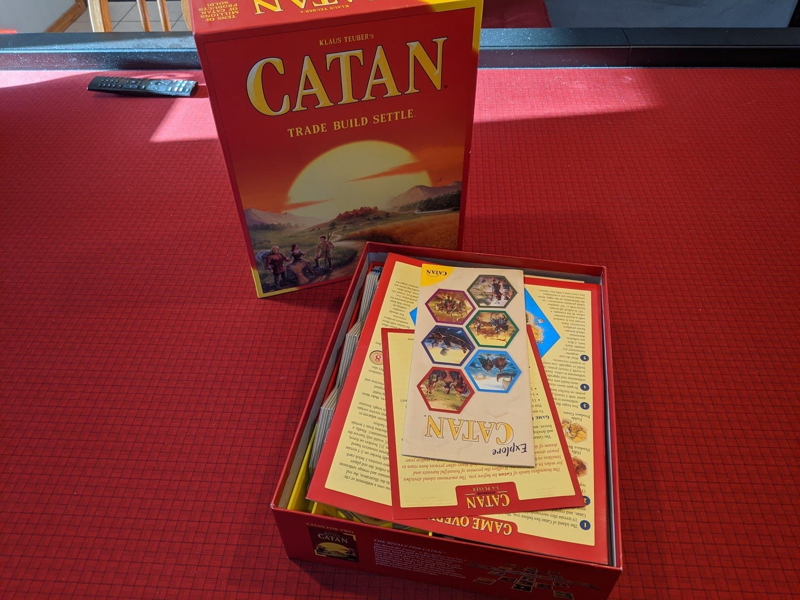 Catan Game + Insert thumbnail 6