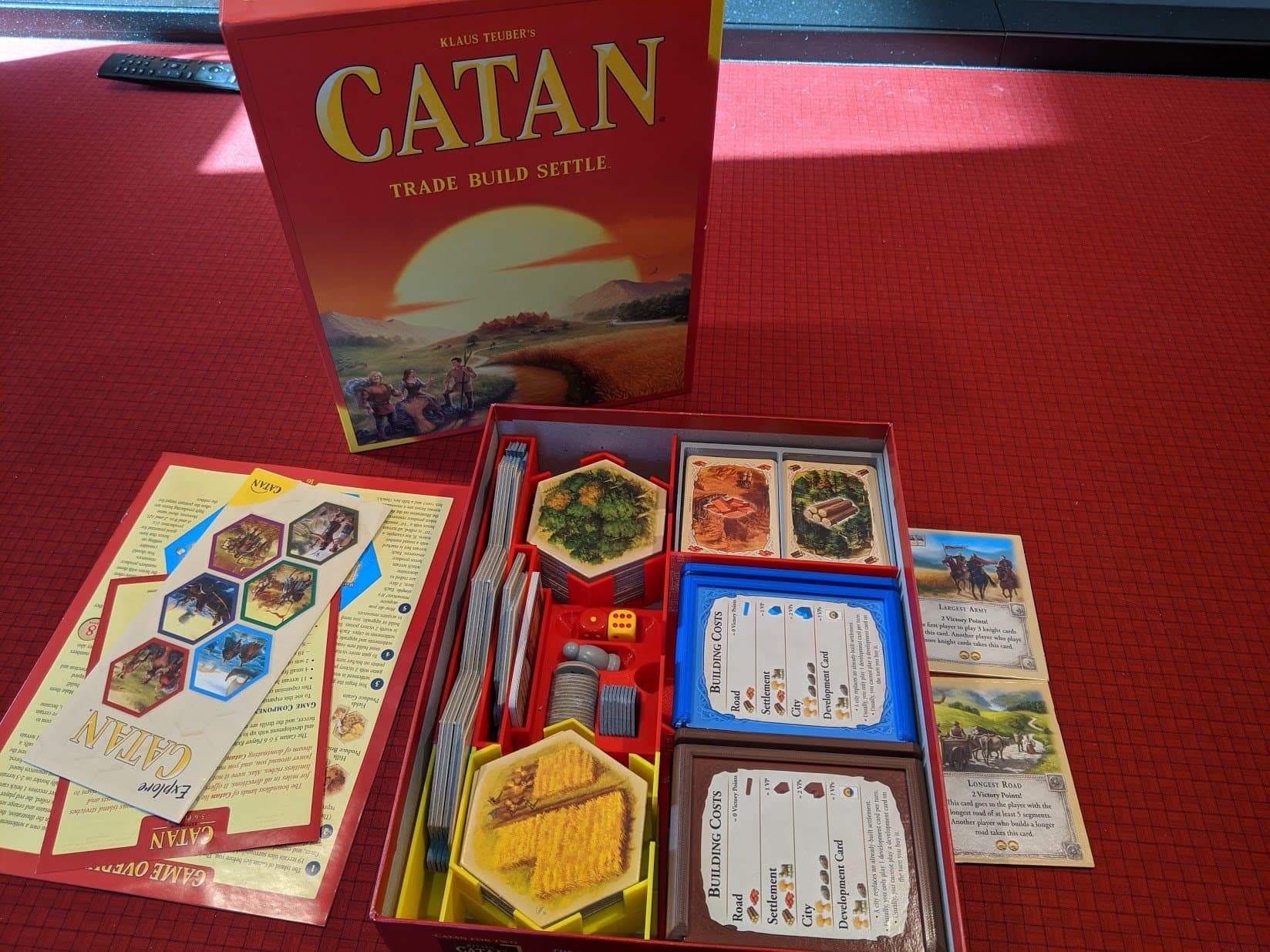 Catan Game + Insert thumbnail 3