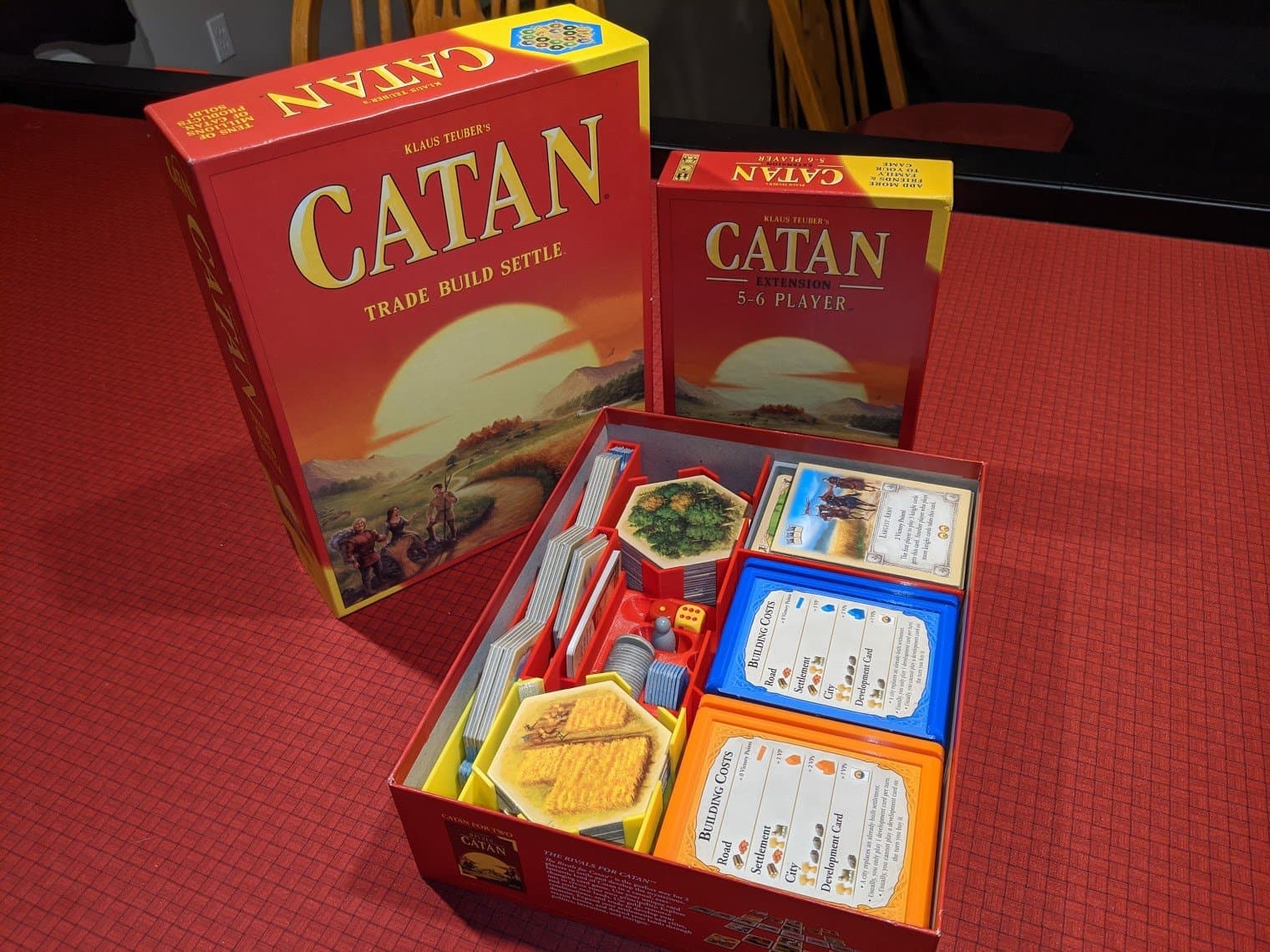 Catan Game + Insert thumbnail 4