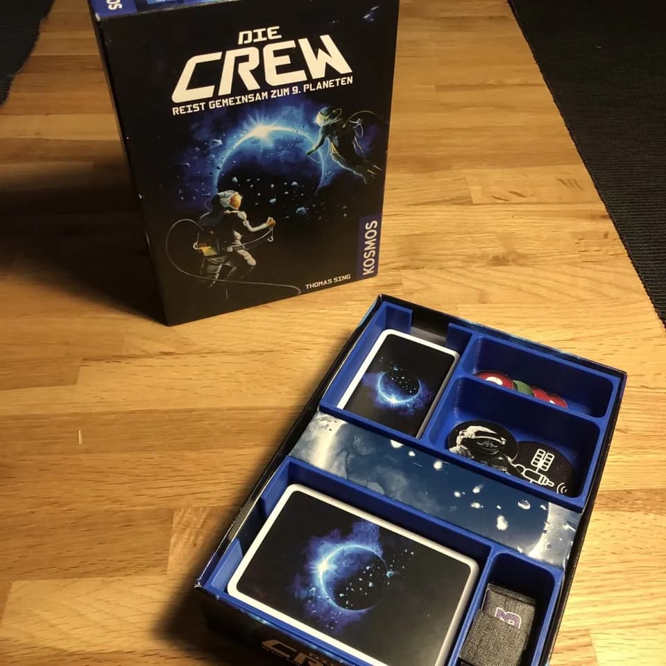 The Crew: The Quest for Planet Nine Insert thumbnail 2