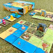 Kingdomino board game thumbnail 3