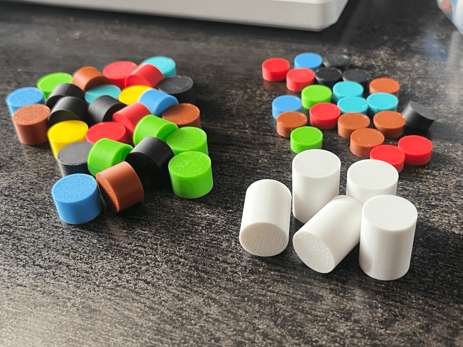 Cylinder tokens thumbnail 3