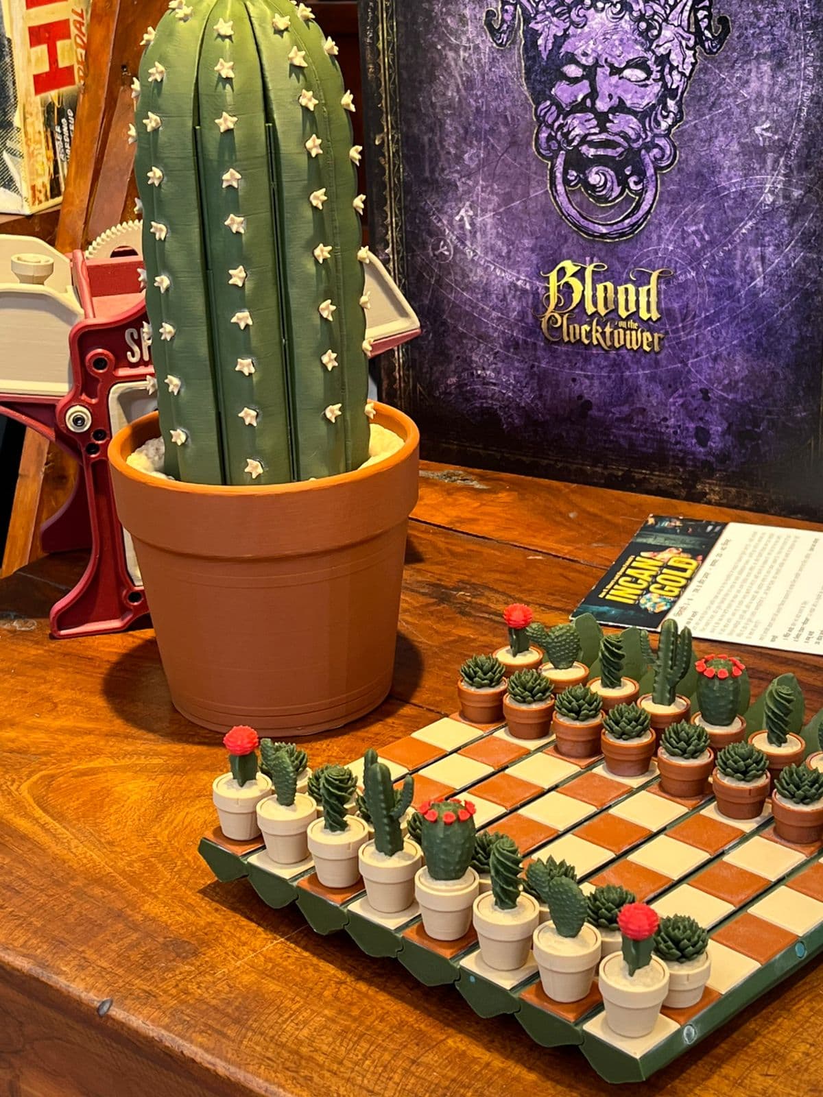 Cactus Chess Set view 1