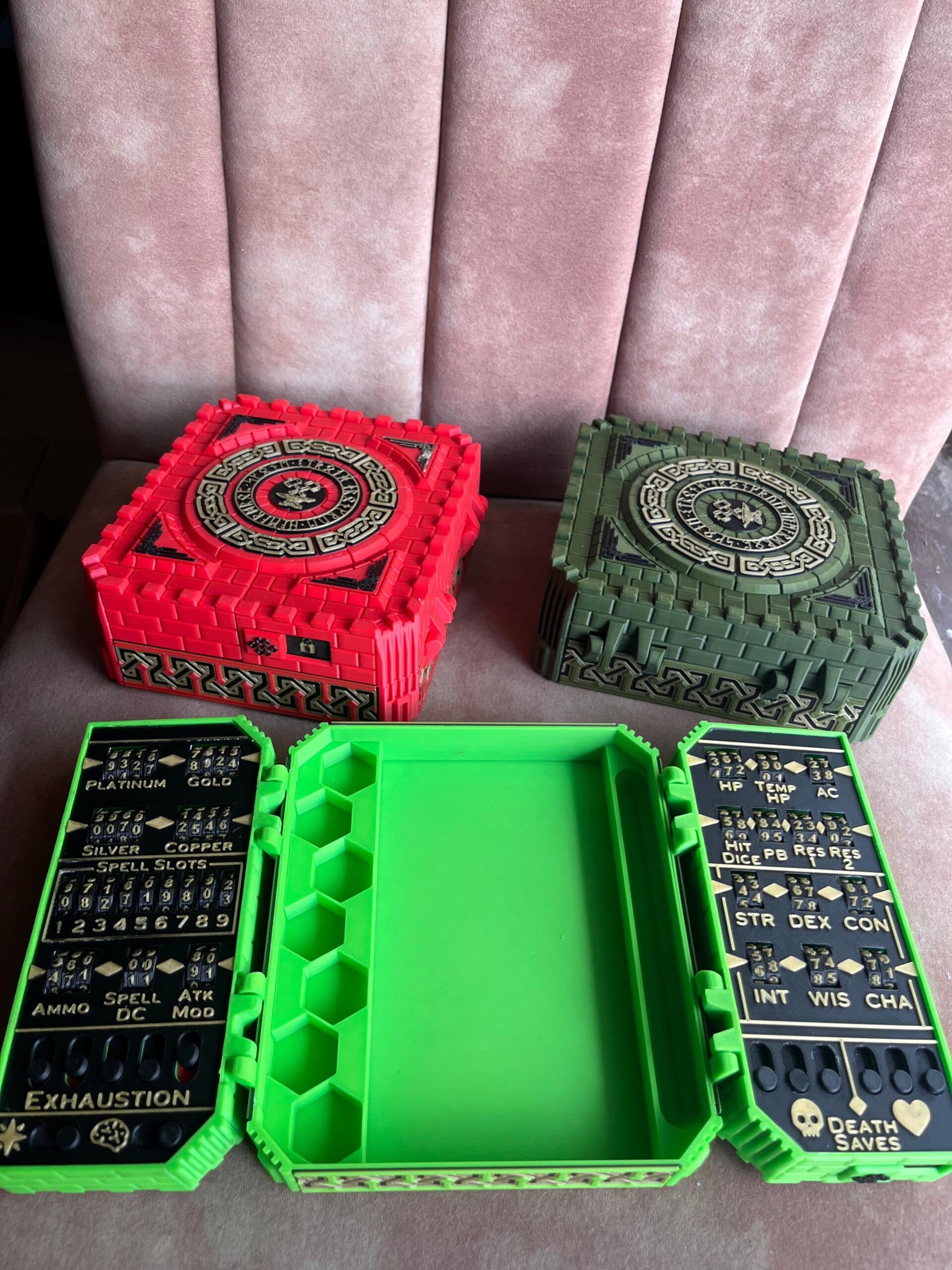 Player Tracking Chest - DnD 5e view 1